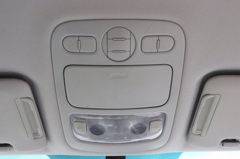 Used 2011 Kia Sedona LX image 19