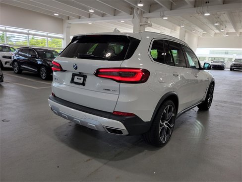 Used 2020 BMW X5 sDrive40i w/ Convenience Package image 9