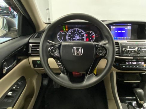 Used 2016 Honda Accord LX image 33
