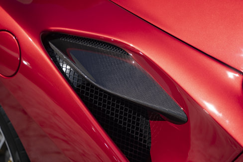 Used 2021 Ferrari F8 Tributo image 23