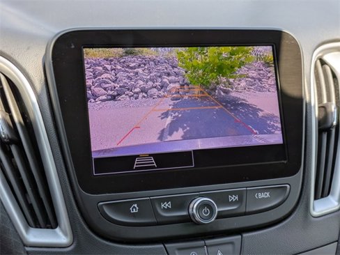Used 2023 Chevrolet Malibu LT image 18