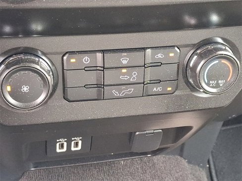 Used 2020 Ford F150 XLT image 18