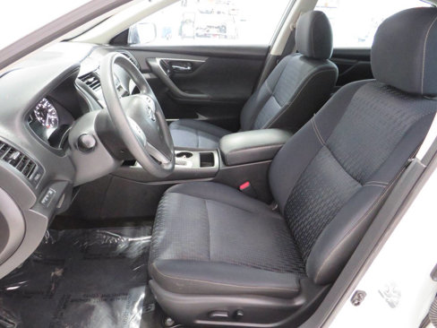 Used 2016 Nissan Altima 2.5 S w/ Power Driver Seat Package image 13
