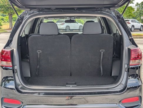 Used 2019 Kia Sorento L image 10