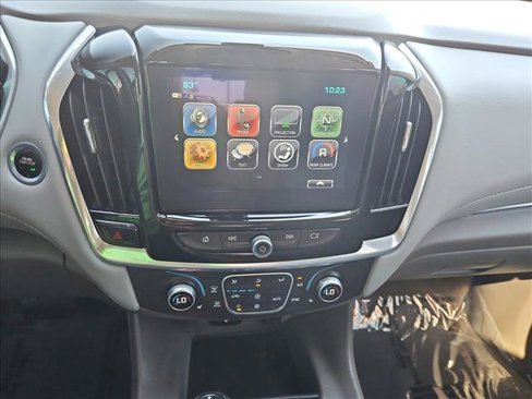Used 2018 Chevrolet Traverse LT image 15