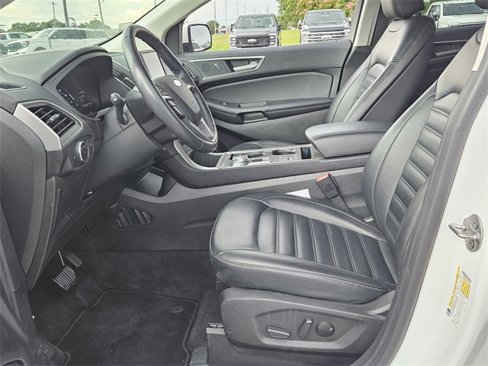 Used 2023 Ford Edge SEL image 11