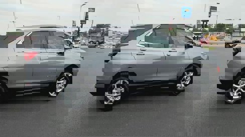 Certified 2023 Chevrolet Equinox LT image 9