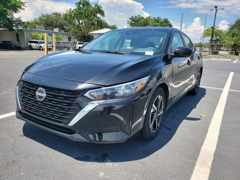 Used 2024 Nissan Sentra SV image 3