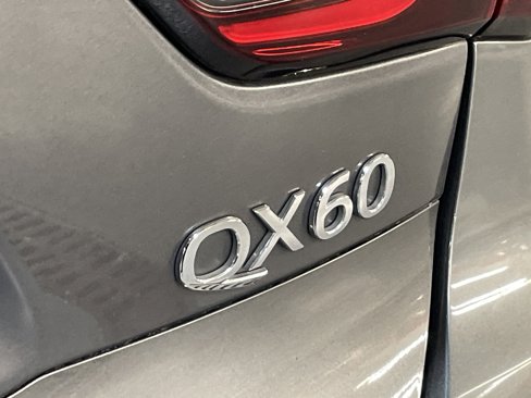 Used 2019 INFINITI QX60 Luxe w/ Essential Package image 7