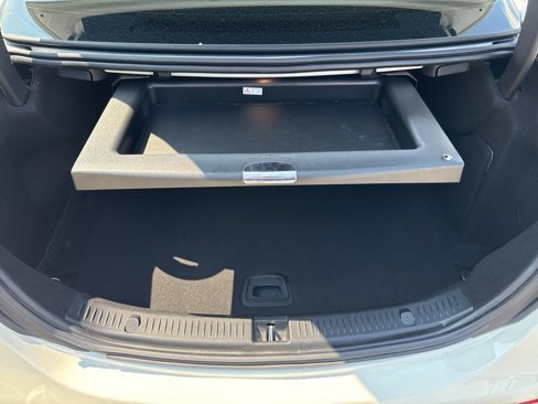 Used 2019 Mercedes-Benz E 450 4MATIC Sedan w/ Premium Package image 21