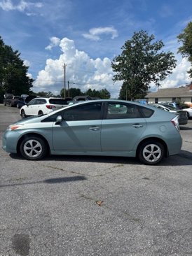 Used 2014 Toyota Prius image 2