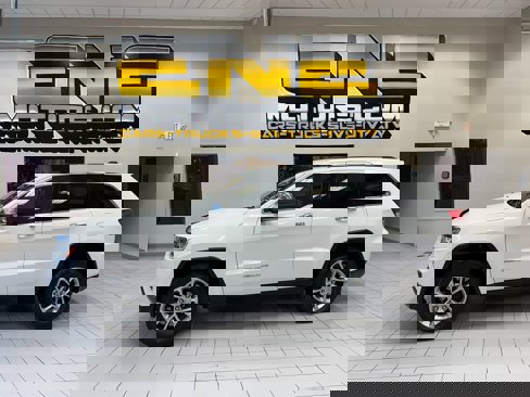 Used 2015 Jeep Grand Cherokee Limited image 4