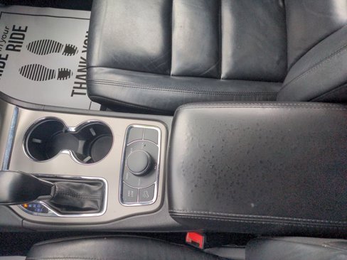 Used 2022 Jeep Grand Cherokee Limited image 20