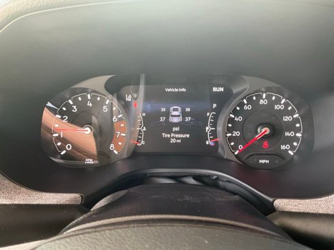 New 2025 Jeep Compass Sport image 28