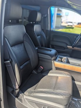 Used 2017 Chevrolet Silverado 1500 LTZ w/ Sport Package image 4