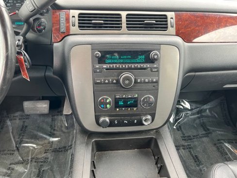 Used 2014 GMC Yukon XL SLT image 13