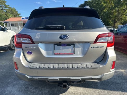 Used 2016 Subaru Outback 2.5i Limited image 5