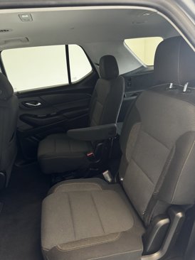 Used 2020 Chevrolet Traverse LT image 21