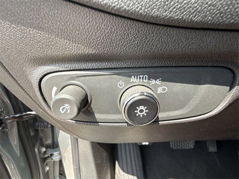 Certified 2023 Chevrolet Equinox RS image 17