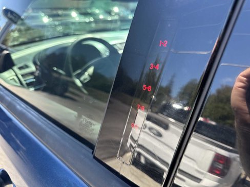 Used 2017 Ford Explorer Limited image 12