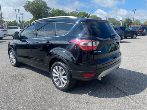 Used 2017 Ford Escape Titanium image 7