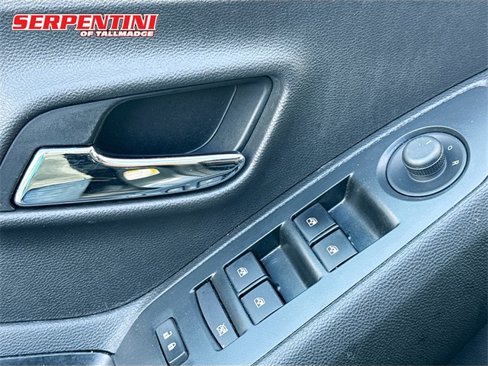 Used 2017 Chevrolet Trax LT image 19