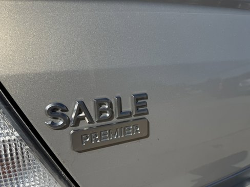 Used 2009 Mercury Sable Premier image 9