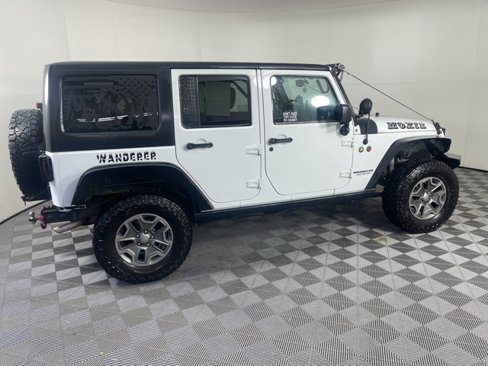 Used 2017 Jeep Wrangler Unlimited Rubicon w/ Connectivity Group image 7