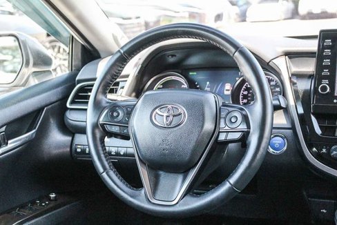 Used 2023 Toyota Camry XSE w/ Navigation Package image 19