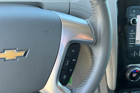 Used 2017 Chevrolet Traverse Premier image 32