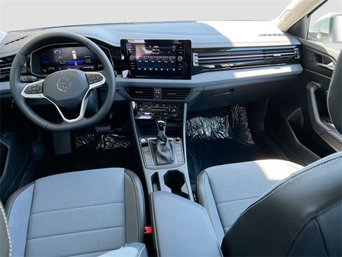 New 2025 Volkswagen Jetta SE image 23