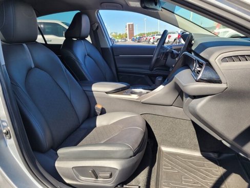 Used 2024 Toyota Camry XSE image 18