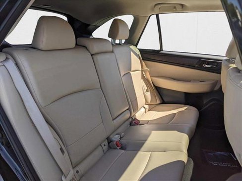 Used 2017 Subaru Outback 2.5i Limited image 20