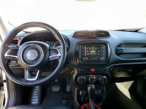 Used 2015 Jeep Renegade Trailhawk w/ Premium Leather Group image 11