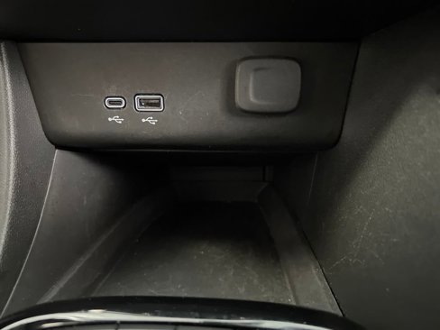 Used 2024 Buick Encore GX Sport Touring w/ Comfort Package image 41