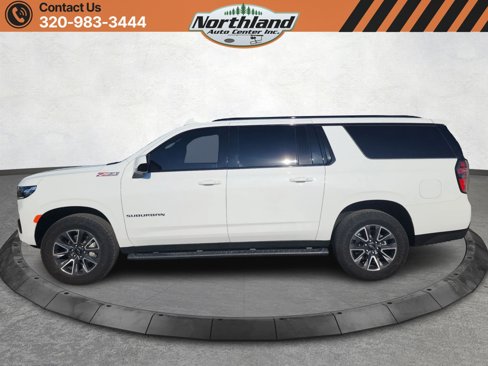 Used 2024 Chevrolet Suburban Z71 image 8