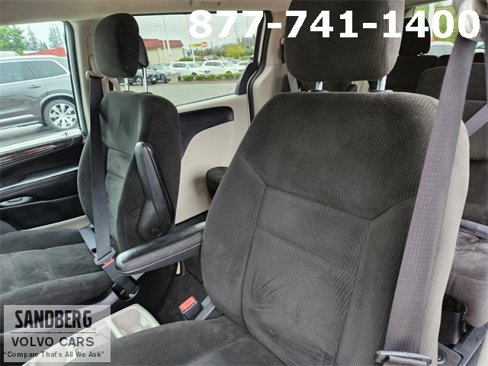 Used 2016 Dodge Grand Caravan SE w/ Quick Order Package 29E SE image 13