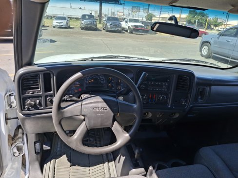 Used 2004 GMC Sierra 2500 4x4 Extended Cab HD image 9