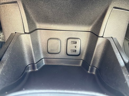 Used 2017 Chevrolet Volt Premier w/ Driver Confidence II Package image 24