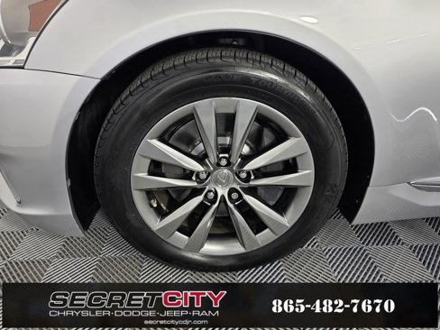 Used 2015 Lexus LS 460 AWD image 9