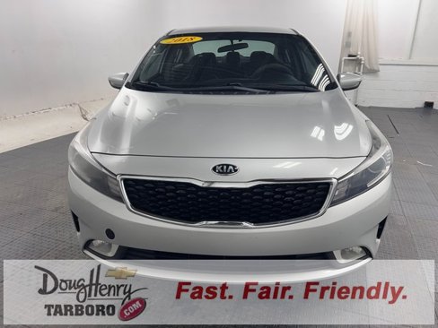 Used 2018 Kia Forte EX image 2