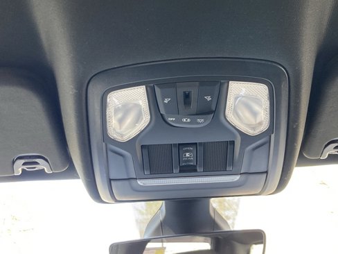 Used 2021 RAM 1500 Big Horn image 15