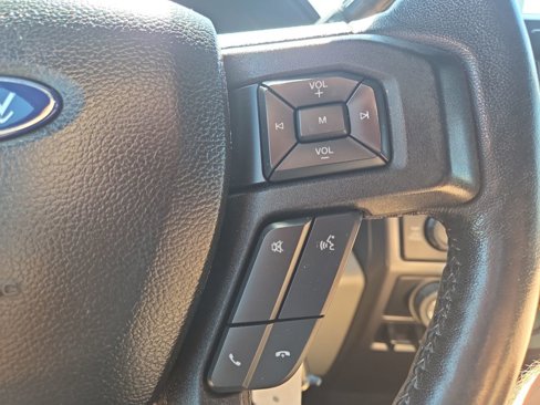 Used 2017 Ford F150 XLT image 25