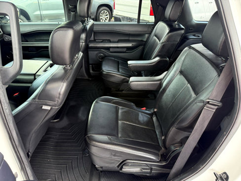Used 2020 Ford Expedition XLT w/ Equipment Group 202A image 15
