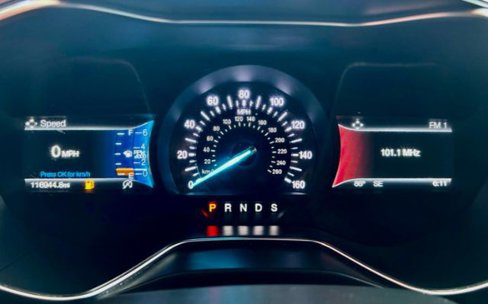 Used 2018 Ford Fusion SE w/ Fusion SE Technology Package image 16