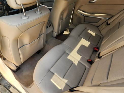 Used 2014 Mercedes-Benz E 350 4MATIC Sedan image 12