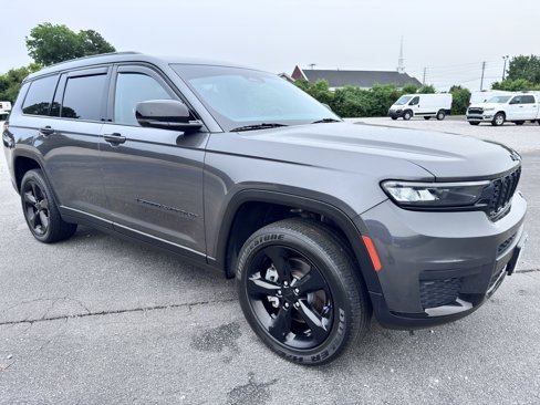Certified 2021 Jeep Grand Cherokee L Laredo image 4