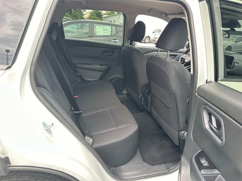 Certified 2024 Nissan Rogue S image 13