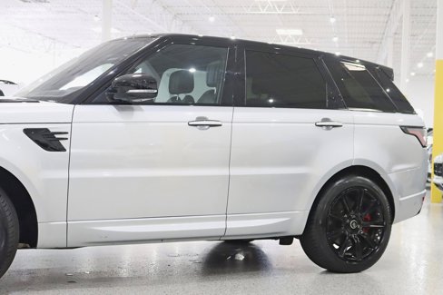 Used 2020 Land Rover Range Rover Sport HST image 3