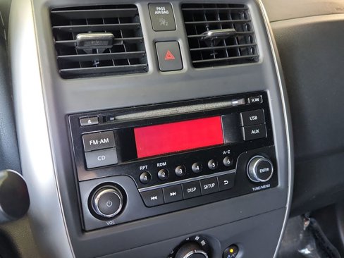 Used 2017 Nissan Versa SV image 16